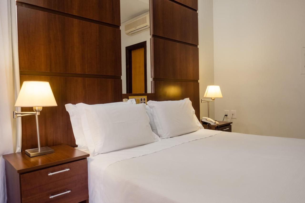 Ibituruna Center Hotel Говернадор-Валадарес Екстер'єр фото